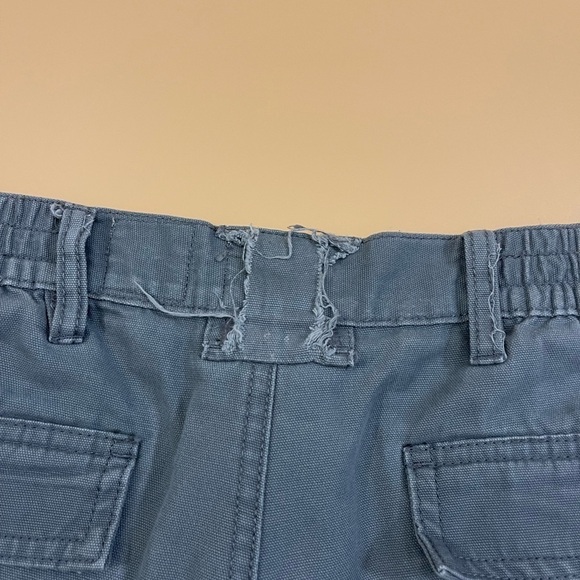 Vintage Red Head 5” Inseam Cargo Shorts - Picture 4 of 7